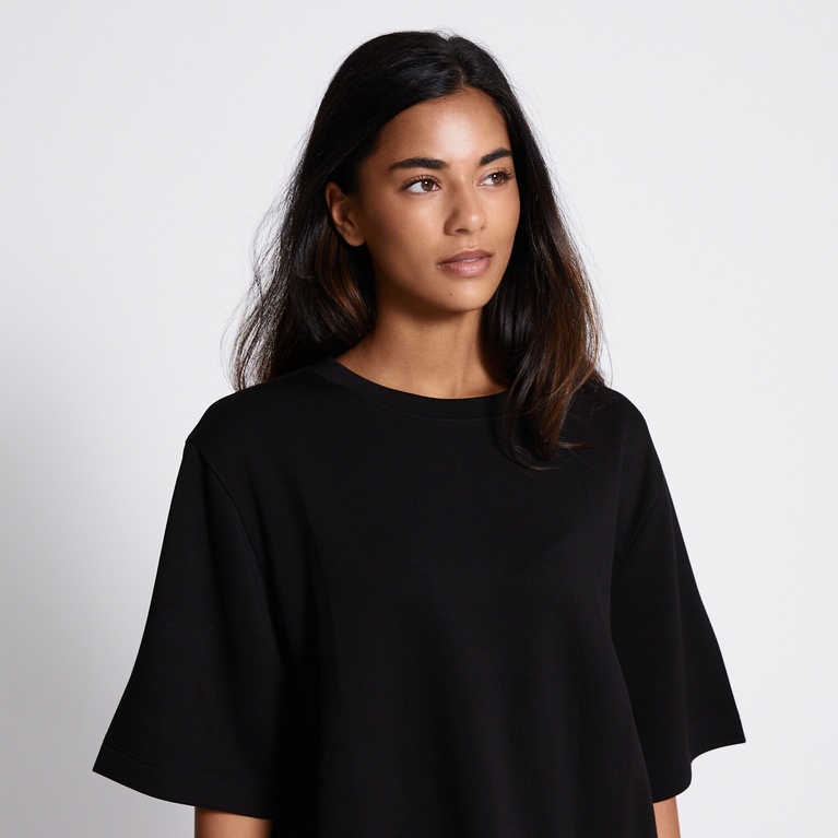 Soft lounge tee "Alyna" Black